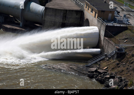 Centrale idroelettrica idroelettrica di Gauley Summersville Dam Nord America negli Stati Uniti energia naturale degli Stati Uniti nessun cambiamento climatico immagine ad alta risoluzione Foto Stock