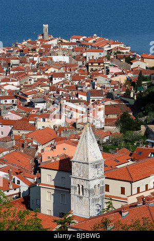 Pirano,città vecchia penisola,stile italiano,San Francesco la Chiesa,Golfo di Pirano,mare adriatico,Slovenia Foto Stock