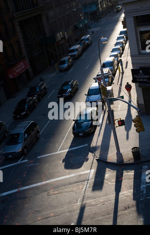 La mattina presto su 27th Street, New York City, Stati Uniti d'America Foto Stock