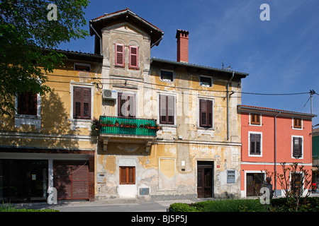 Izola,Isola,città vecchia,case tipiche,stile italiano,Slovenia Foto Stock