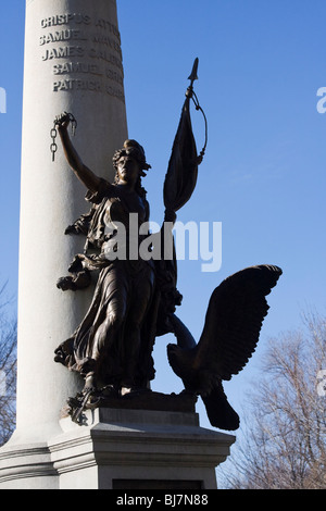 Statua in Boston Common realizzato dall'Henry Bonnard Società in bronzo che commemora il massacro di Boston, Boston Massachusetts. Foto Stock
