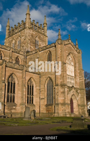 Dh Dunfermline Abbey DUNFERMLINE FIFE Re Roberto Bruce iscrizione Dunfermline Abbey navata sud della Scozia Foto Stock