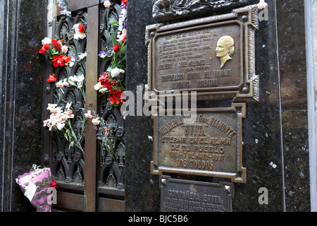 La tomba di Evita Peron in Recoleta cimitero Capital Federal Buenos aires repubblica di Argentina sud america Foto Stock