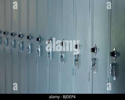 Fila di armadietti di scuola. Foto Stock