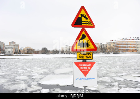 Indicazioni su una banchina a Stoccolma. Foto Stock