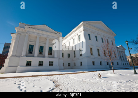 Coperta di neve Richmond Virginia State Capitol Building, Richmond, Virginia, Stati Uniti d'America Foto Stock