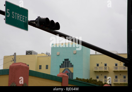 Architettura Art Deco sulla Quinta Strada, di South Beach Miami Florida Foto Stock