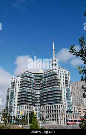 Un nuovo condominio residenziale sviluppo nel centro cittadino di Toronto Foto Stock