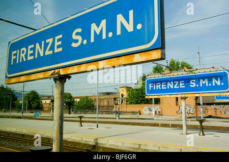 L'Italia, Firenze, stazione ferroviaria. Foto Stock