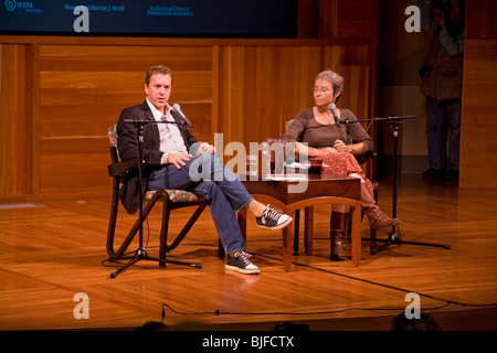 'Nessun impatto Man' Colin Beavan parla presso il Los Angeles Central Public Library. In California, Stati Uniti d'America Foto Stock