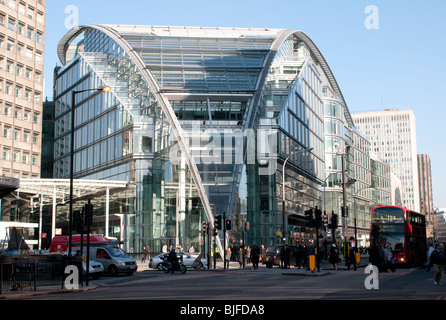 Il Cardinale centro shopping nuovo e blocco di ufficio, Victoria, Westminster SW1, London, Regno Unito Foto Stock