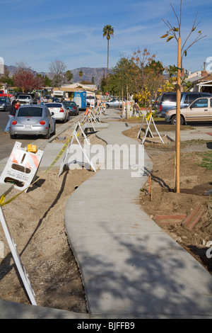 Elmer Avenue quartiere progetto Retrofit aiuterà a gestire acqua piovana e ridurre le inondazioni e l'inquinamento dell'acqua. Los Angeles Foto Stock