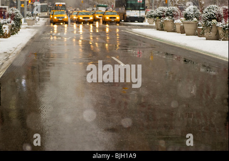 Prendere un taxi Foto Stock