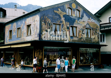 Il villaggio bavarese di Oberammergau, nella Germania meridionale, dove una volta che-a-decennio Oberammergau Passion Play avviene Foto Stock