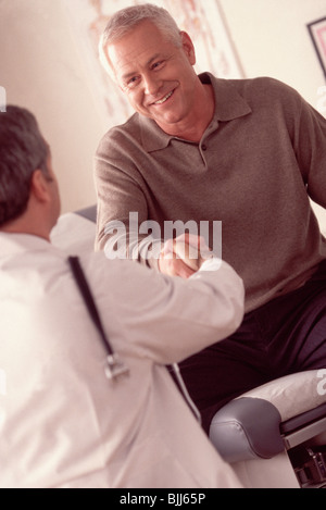 Il medico e il paziente Foto Stock