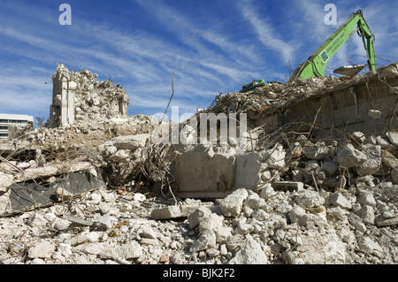 Le rovine della demolizione di un edificio dell'ufficio postale, Angererstrasse 9, crisi economica, Monaco di Baviera, Germania, Europa Foto Stock