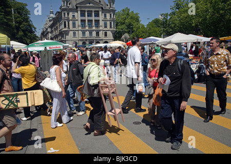 Un mercato delle pulci a Zurigo, Svizzera Foto Stock