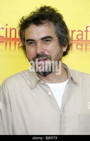 ALFONSO CUARON ORIZZONTI GIURIA PHOTOCALL Lido Venezia Italia 03 Settembre 2004 Foto Stock