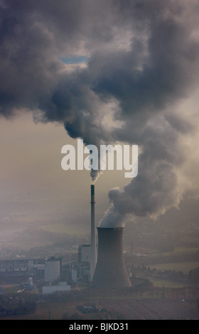 Foto aerea, nuvola di fumo da un impianto di potenza, Knepper Power Station, Ickern, Castrop-Rauxel, la zona della Ruhr, Renania settentrionale-Vestfalia, Foto Stock