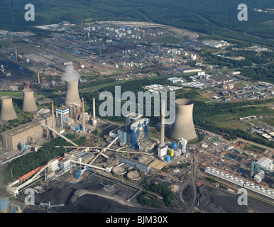 Vista aerea di una centrale a carbone elettricità motorizzazioni denominato Emile Huchet da SNET / EON France Company. St Avold FRANCIA Foto Stock