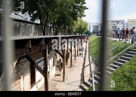 Muro di Berlino e la topografia del terrore museum, Germania Foto Stock