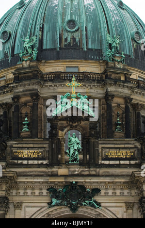 Esterni della Berliner Dom Berlino Germania Foto Stock