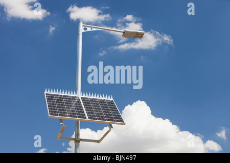 Un solare lampione in Victoria, Australia. Foto Stock