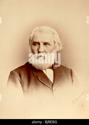 Ivan Turgenev, autore russo, fine del XIX secolo. Artista: Charles Bergamasco Foto Stock