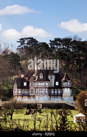 Casa di campagna tradizionale palazzo o castello nel Pays d' Auge, in Normandia, Francia, Europa Foto Stock