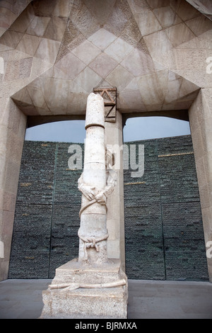 La Sagrada Familia della porta d'ingresso- Barcellona Foto Stock