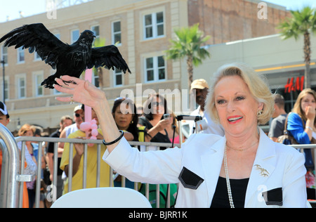 TIPPI HEDREN signora Madame Tussaud HOLLYWOOD PRE-APERTURA scoprimento di Alfred Hitchcock HOLLYWOOD Los Angeles CA USA 01 Luglio 2009 Foto Stock