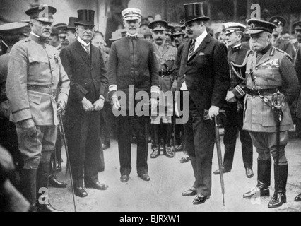 Generale Pershing che arrivano a Liverpool, 8 giugno 1917 (c1920). Artista: sconosciuto Foto Stock