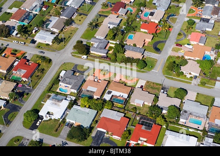 Vista aerea di case sulla florida costa orientale Foto Stock