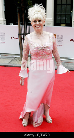 BARBARA WINDSOR IL 2007 BRITISH ACADEMY AWARDS televisione il London Palladium Londra Inghilterra 20 Maggio 2007 Foto Stock