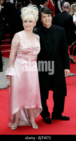 BARBARA WINDSOR IL 2007 BRITISH ACADEMY AWARDS televisione il London Palladium Londra Inghilterra 20 Maggio 2007 Foto Stock