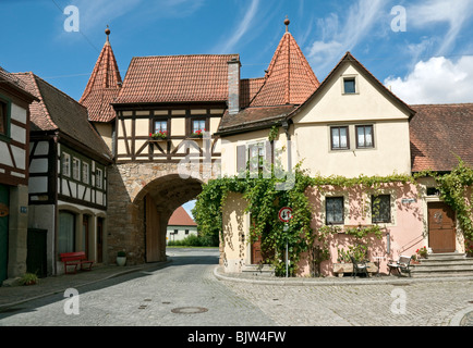 Il West Gate in Prichsenstadt, Franconia, Baviera, Germania. Foto Stock