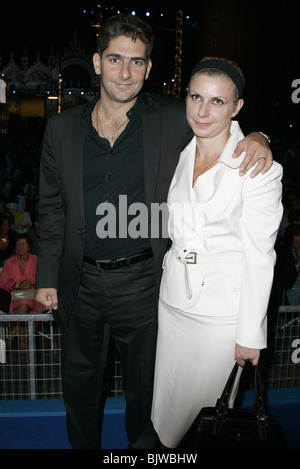 MICHAEL IMPERIOLI & moglie SHARK TALE Premiere mondiale 61ST VENICE FILM FESTIVAL DI ST. Marco Venezia Italia 10 Settembre 2004 Foto Stock