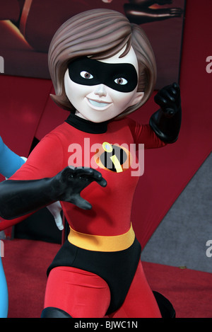 ELASTIGIRL GLI INCREDIBILI MONDO PREMIER HOLLYWOOD LOS ANGELES STATI UNITI D'AMERICA 24 Ottobre 2004 Foto Stock