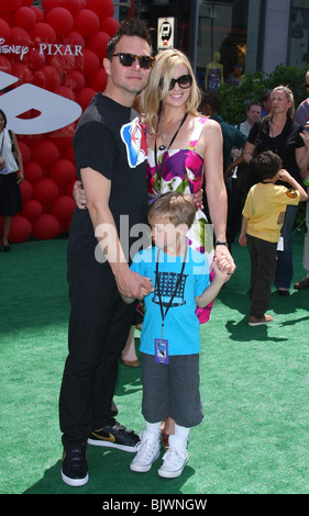 MARK HOPPUS JACK SKYE UP WORLD PREMIERE HOLLYWOOD Los Angeles CA USA 16 Maggio 2009 Foto Stock