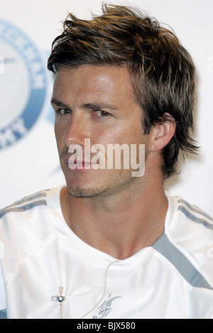 DAVID BECKHAM DAVID BECKHAM ACADEMY LANCIO HOME DEPOT CENTER DI CARSON LOS ANGELES STATI UNITI D'AMERICA 02 giugno 2005 Foto Stock