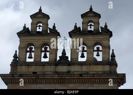 Parte superiore del Duomo, Piazza Bolivar, Bogotà, Colombia Foto Stock