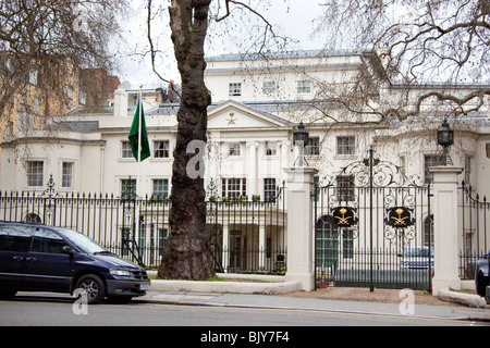 La Saudi Arabian Embassy in Charles Street, Mayfair, Londra Foto Stock