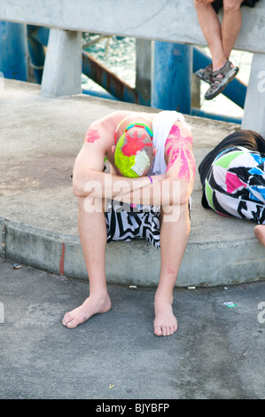 La mattina dopo il Full Moon Party a Koh Phangan Thailandia Foto Stock