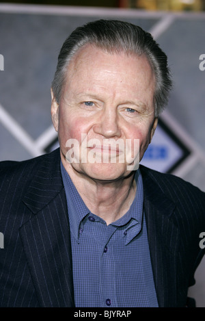 JON VOIGHT IL SUCCHIETTO premiere del film EL CAPITAN THEATRE HOLLYWOOD LOS ANGELES STATI UNITI D'AMERICA 01 Marzo 2005 Foto Stock