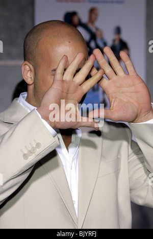 VIN DIESEL IL SUCCHIETTO premiere del film EL CAPITAN THEATRE HOLLYWOOD LOS ANGELES STATI UNITI D'AMERICA 01 Marzo 2005 Foto Stock