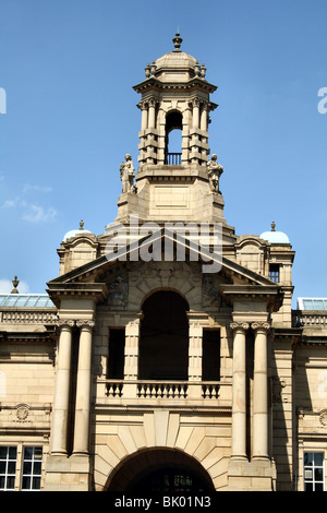 Cartwright Hall Art Gallery di Lister park Bradford Yorkshire Inghilterra UKset in Lister parco ospita il municiple galleria d'arte Foto Stock