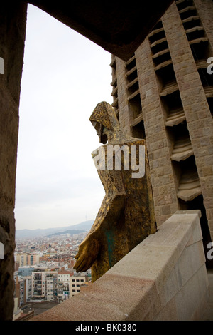 La Sagrada Familia , Cristo guardando sopra la città - Barcellona Foto Stock