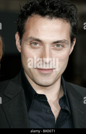 RUFUS SEWELL la leggenda di Zorro PREMIER Orpheum Theater Downtown LOS ANGELES STATI UNITI D'AMERICA 16 Ottobre 2005 Foto Stock