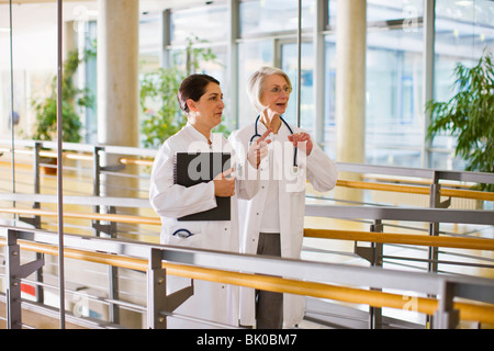Medici femminili Foto Stock