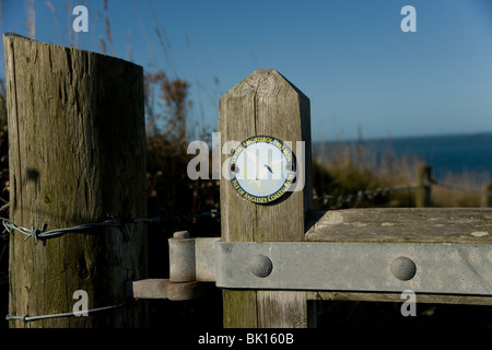 Isola di Anglesey sentiero costiero segno Foto Stock